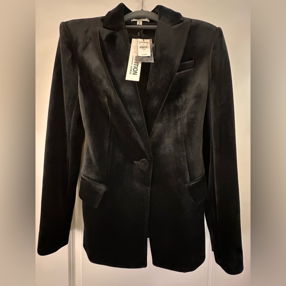 Express Velvet one button blazer in black. XS. NWT. Super soft - Picture 5 of 8